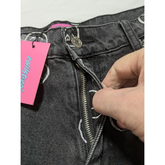 EDIKTED MOODY EMOJI AOP Women Size XL Wide-Leg Black Washed Denim Jeans NEW - Picture 13 of 15
